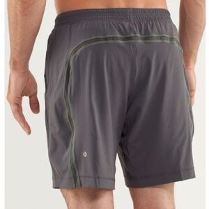 Lululemon Men's Dark Slate Gray Response Short Running Shorts Size Medium